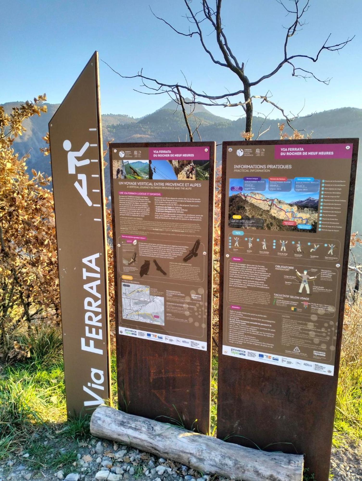 La Provence Vous Attend - 2Eme Etage Digne-les-Bains Luaran gambar
