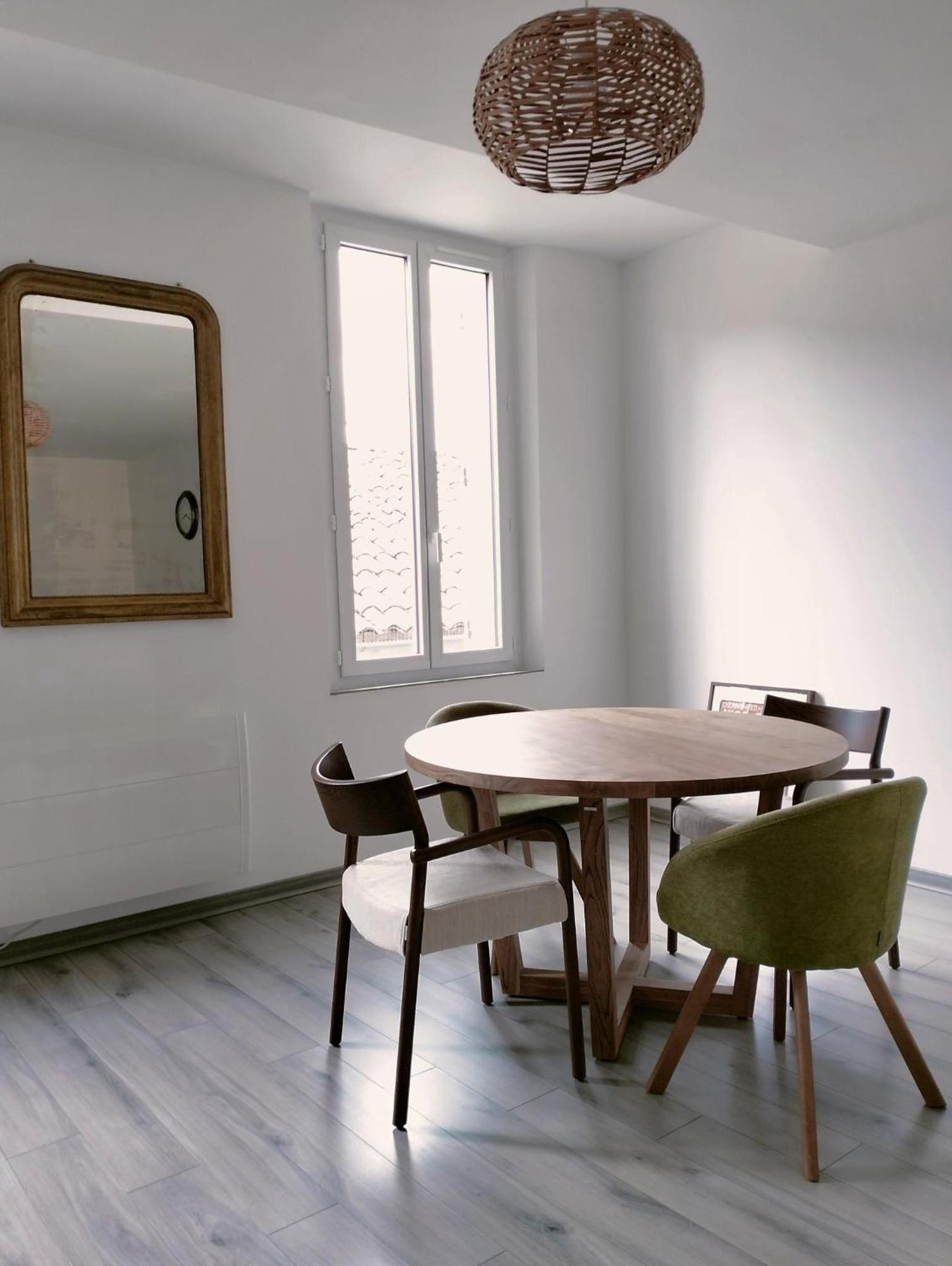 La Provence Vous Attend - 2Eme Etage Digne-les-Bains Luaran gambar